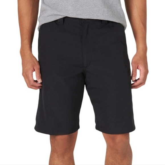 Wrangler Other - Wrangler Authentics Men's NWT Black Performance Side Elastic Utility Short Sz 42
